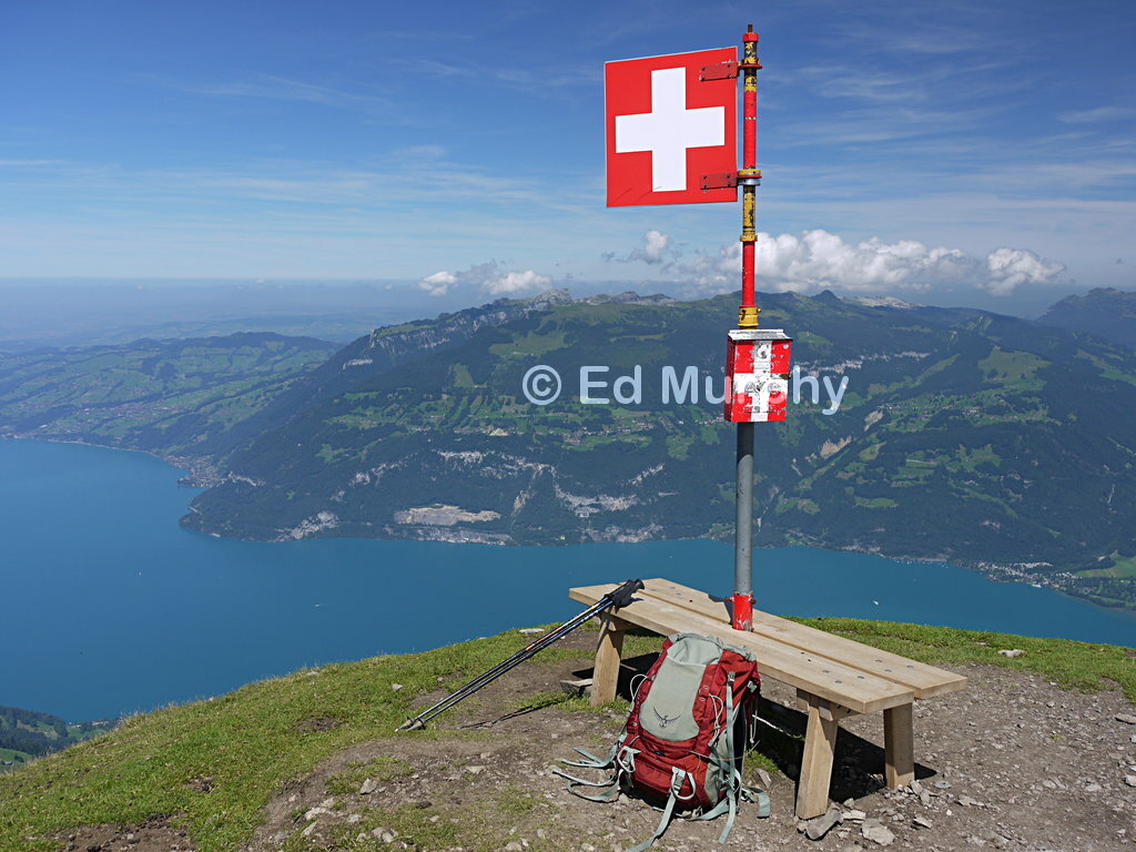 The Morgenberghorn's patriotic summit