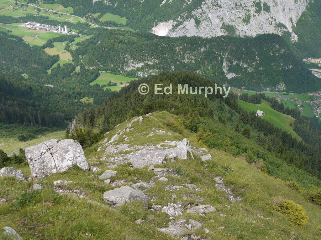 The view down the NW ridge of the Niesen