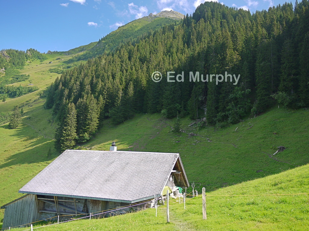 Im Vorderen Ahorni and the NW ridge of the Niesen