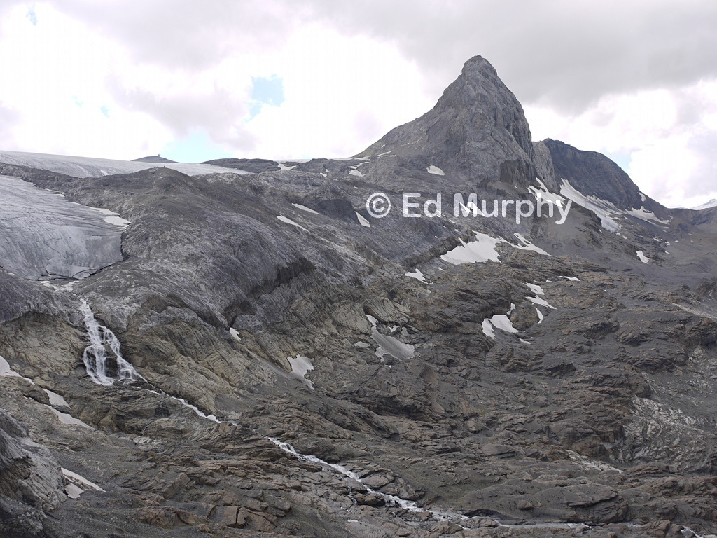 The Gletscherhorn and the tongue of the Rezli Glacier