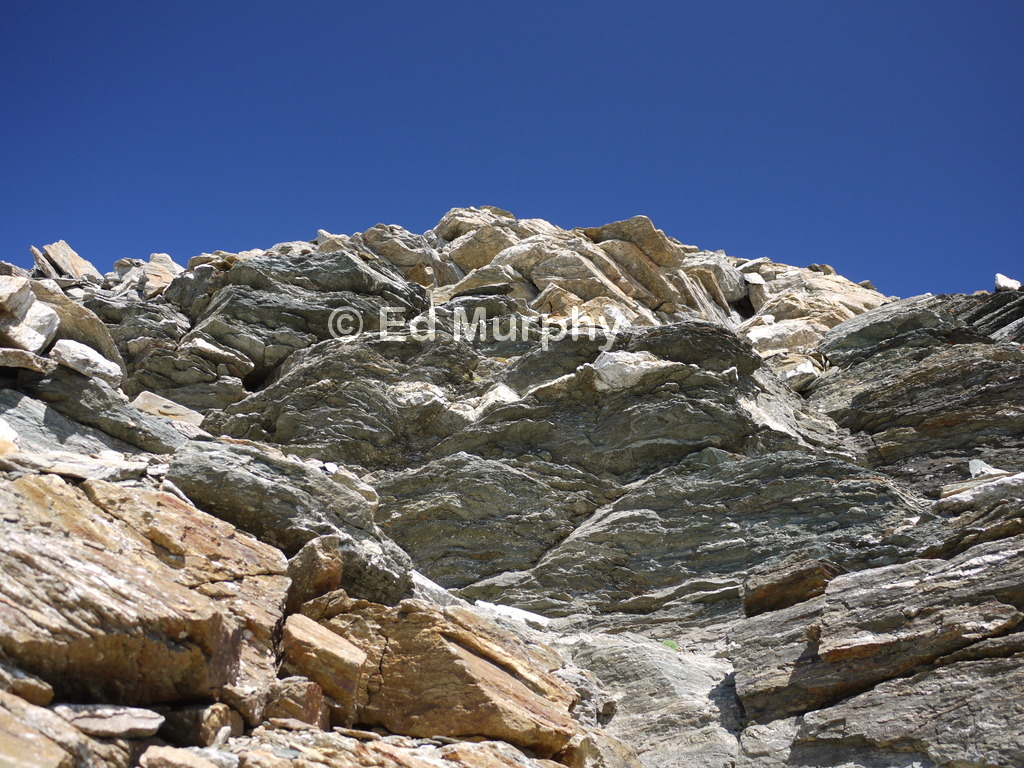 Rough walking below the summit of the Hockenhorn