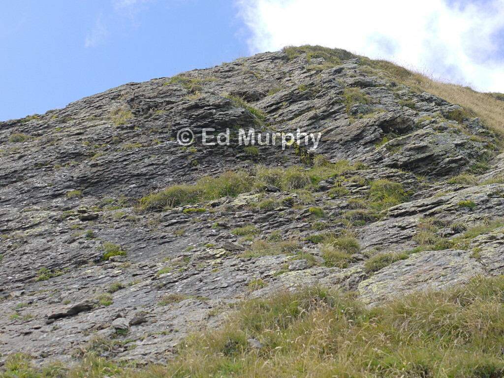 Pathless terrain on the way up the Tschuggen