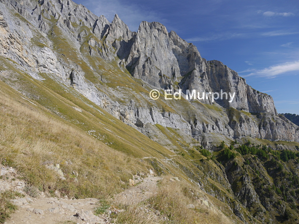 The path below the east ridge of the Grand Chavalard