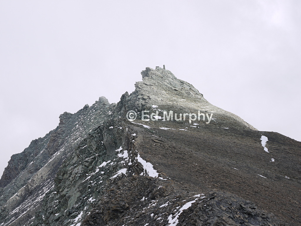 The northern summit of the Mont de l'Etoile