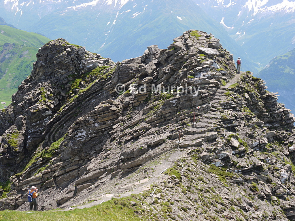 The path near the summit of the Hochstollen