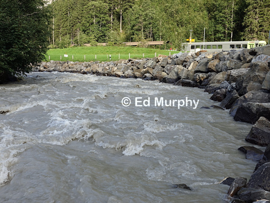 The Kander's fast and glacial waters