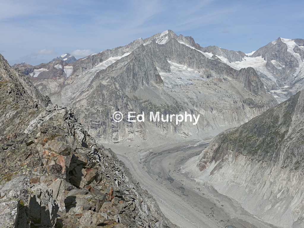The Schinhorn above the confluence of the Beich and Oberaletsch glaciers