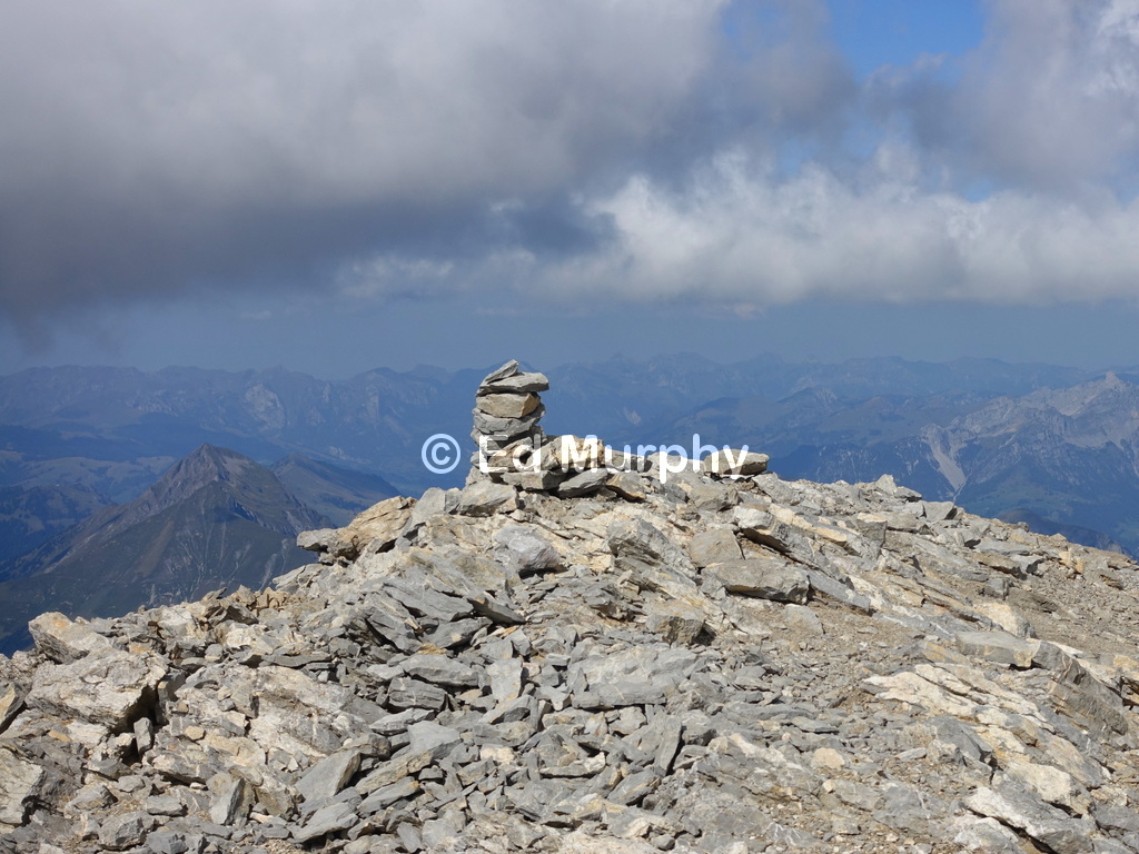 The Wildhorn's summit cairn