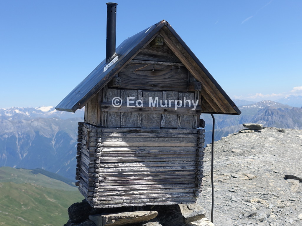 The unconventional summit book holder on Piz Minschun