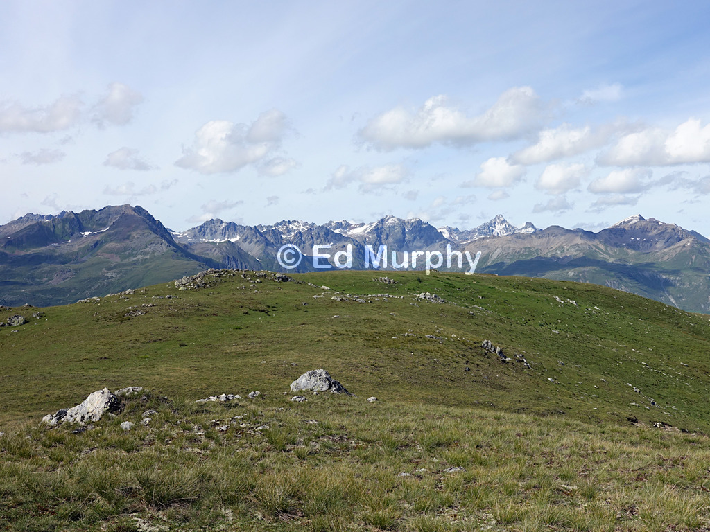 Munt da la Bes-cha's gentle summit