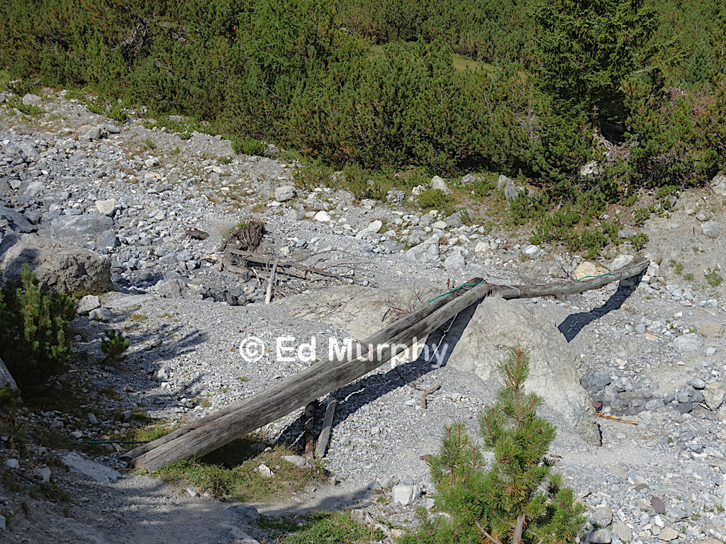 A disconcerting bridge over the Fora da l'Aua Stream at Alp Sesvenna